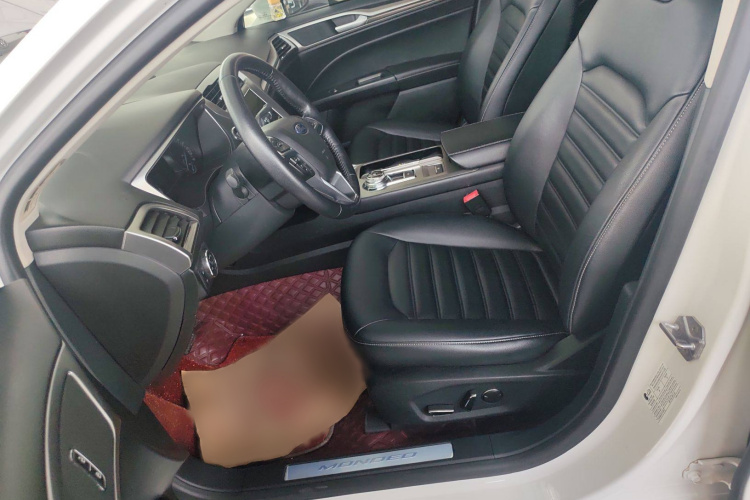 福特 蒙迪欧 2020款 EcoBoost 180 时尚型中控内饰7007