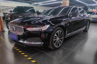 沃尔沃S90新能源 2024款 插电式混动 四驱长续航智逸豪华版