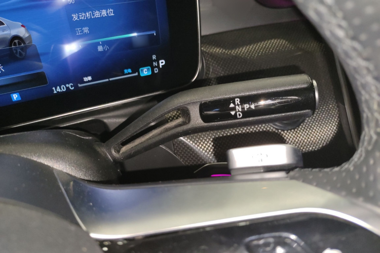 奔驰C级 2023款 C 260 L 运动版局部细节18