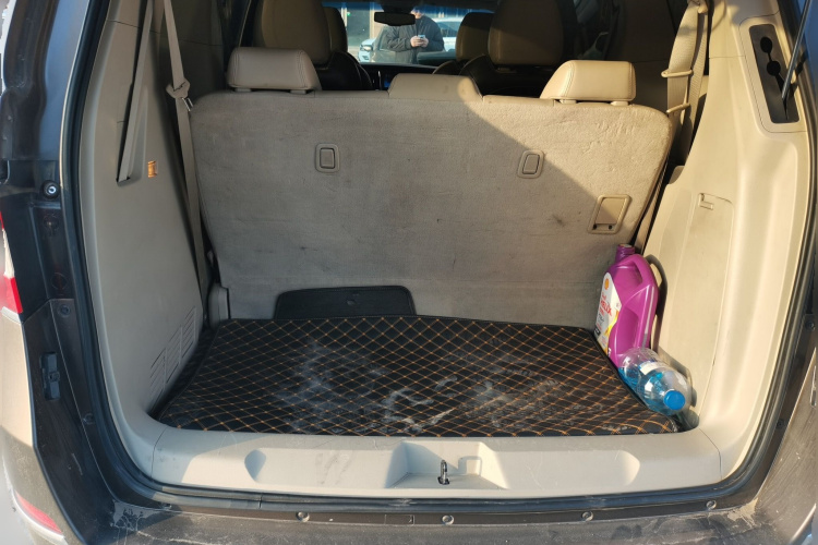 别克GL8 2011款 3.0L GT豪华商务豪雅版局部细节23