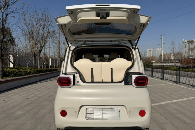 五菱汽车 宏光MINIEV 2024款 第三代 215km 青春版中控内饰7003