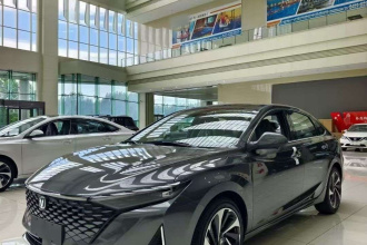 长安 锐程PLUS 2023款 1.5T DCT领航型