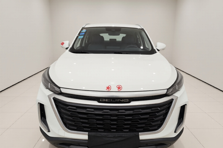 北京汽车 北京X3 2019款 1.5T 手动荣耀版车身外观2