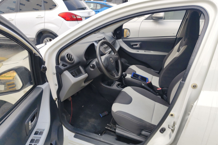 铃木 奥拓 2013款 改款 1.0L 手动舒适型中控内饰7003