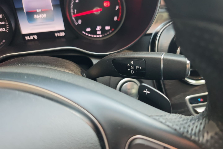 奔驰C级 2017款 C 200 L 运动版局部细节18