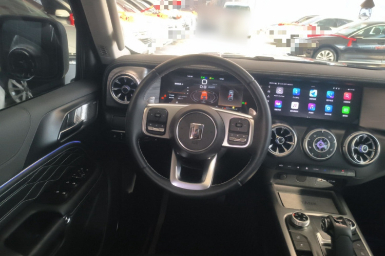 坦克300 2024款 2.0T 征服者中控内饰13