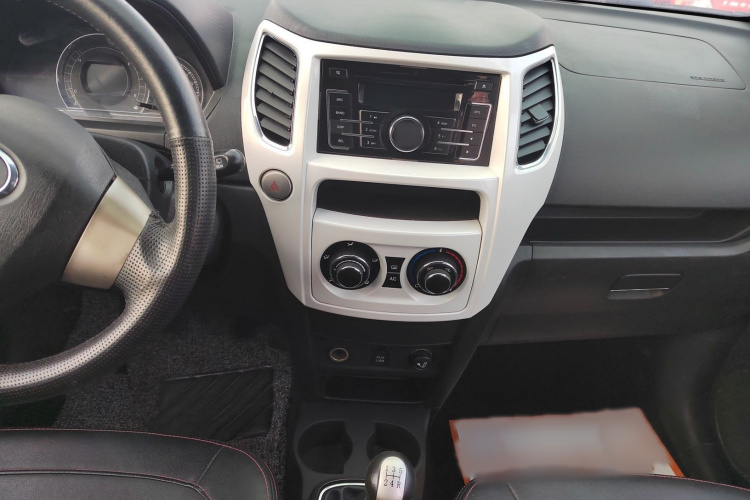 长城M4 2012款 1.5L 手动舒适型局部细节16