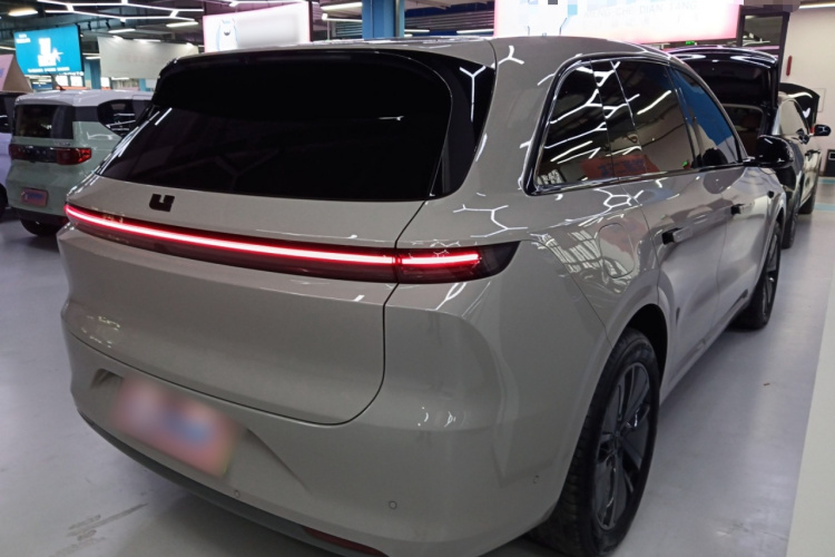 理想汽车 理想L6 2024款 Max车身外观7