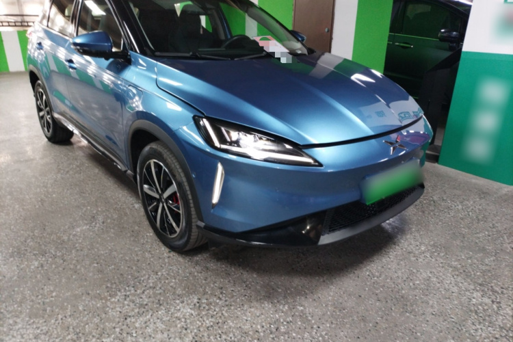 小鹏G3 2019款 智享版车身外观3