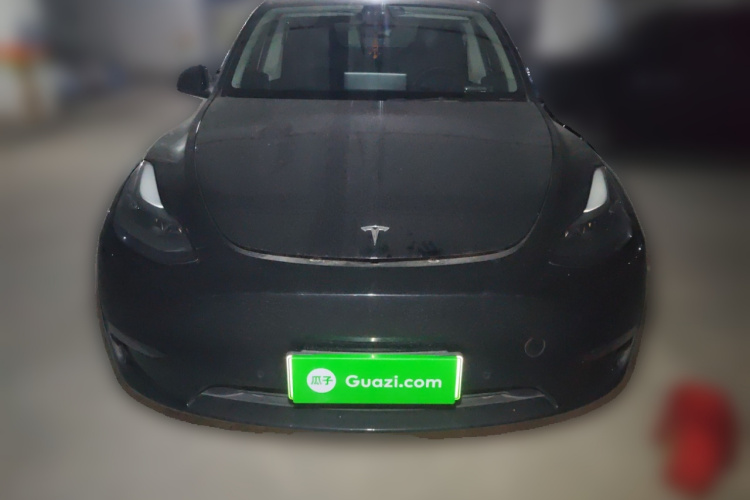 特斯拉 Model Y 2021款 标准续航后驱版车身外观2