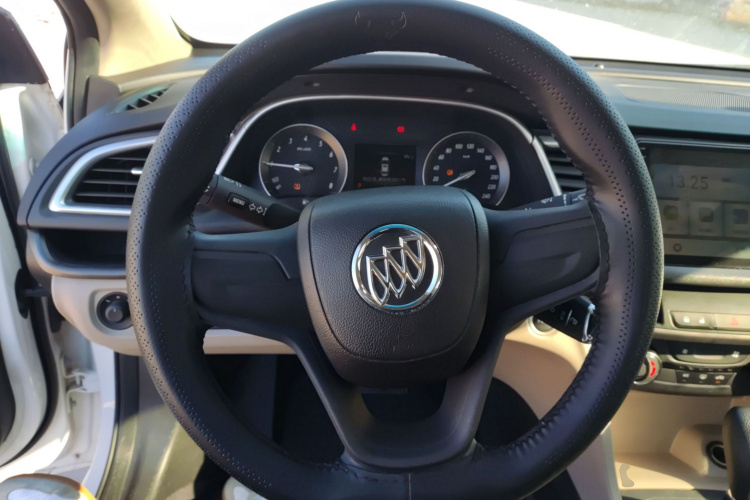 别克 英朗 2021款 典范 1.5L 自动进取型中控内饰13