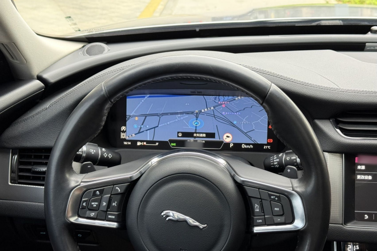 捷豹XFL 2020款 XFL 2.0T P200 两驱精英版中控内饰7006
