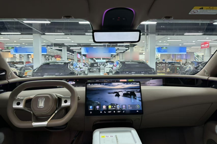 阿维塔07 2026款 Max+ 增程版 52.01kWh中控内饰7008