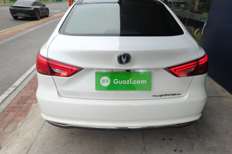 长安 睿骋CC 2018款 1.5T 自动豪雅型 国V车身外观6