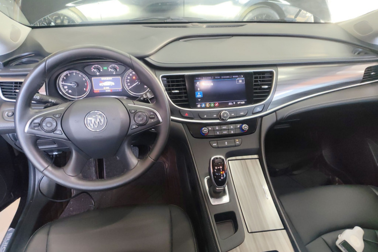 别克 君越 2020款 652T 豪华型中控内饰12