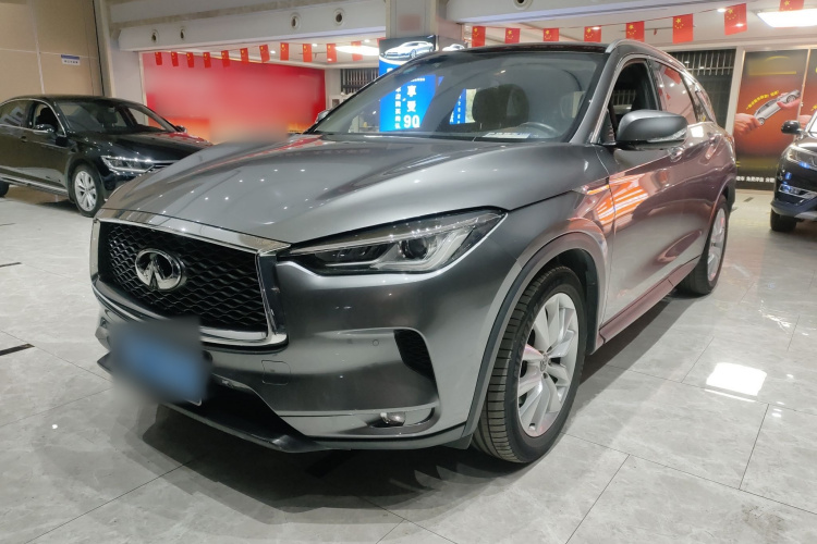 英菲尼迪QX50 2018款 2.0T 四驱菁英版车身外观1
