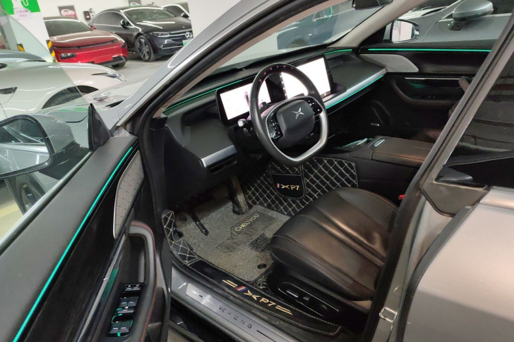 小鹏P7 2022款 625E中控内饰20