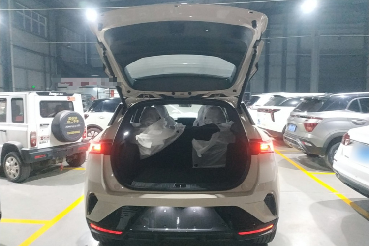 领克06 2026款 Relive 1.5T Ultra机舱底盘23