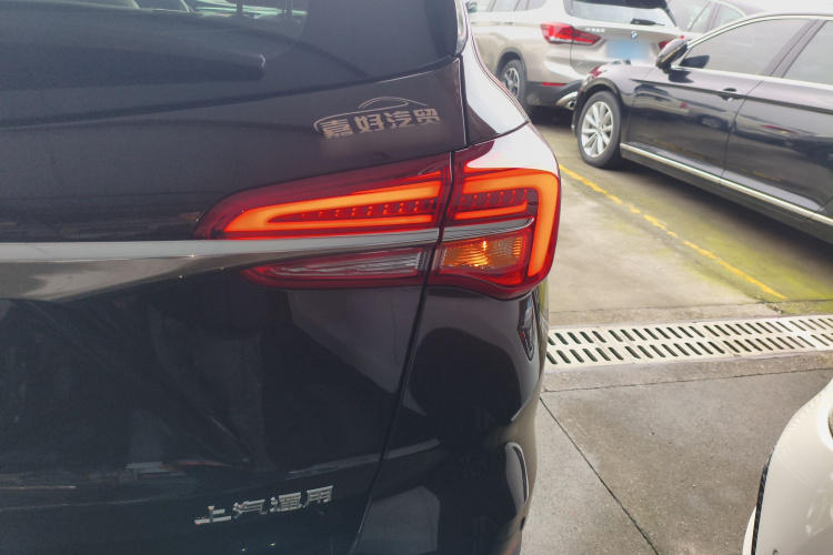 别克 昂科威 2021款 532T 两驱领先型车身外观9