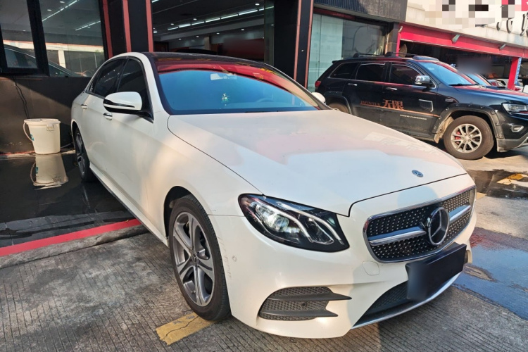 奔驰E级 2020款 E 260 L 运动型车身外观6001