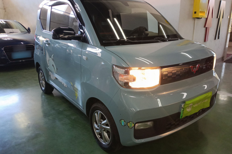 五菱汽车 宏光MINIEV 2020款 悦享款 磷酸铁锂车身外观3