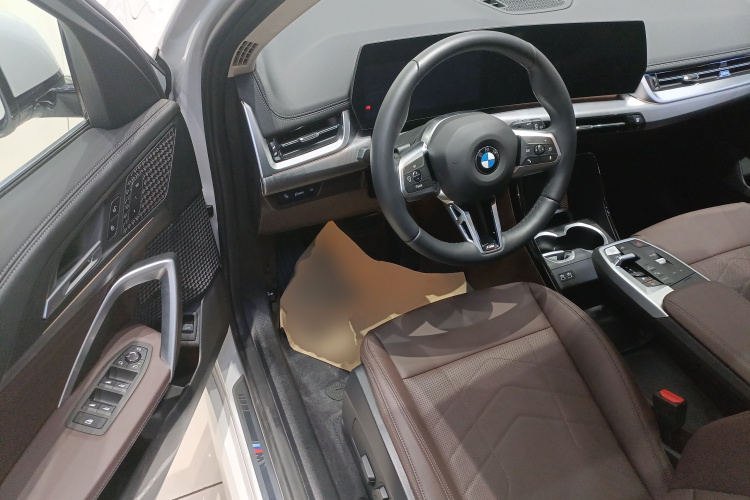 宝马X1 2024款 sDrive25Li M运动套装中控内饰7003