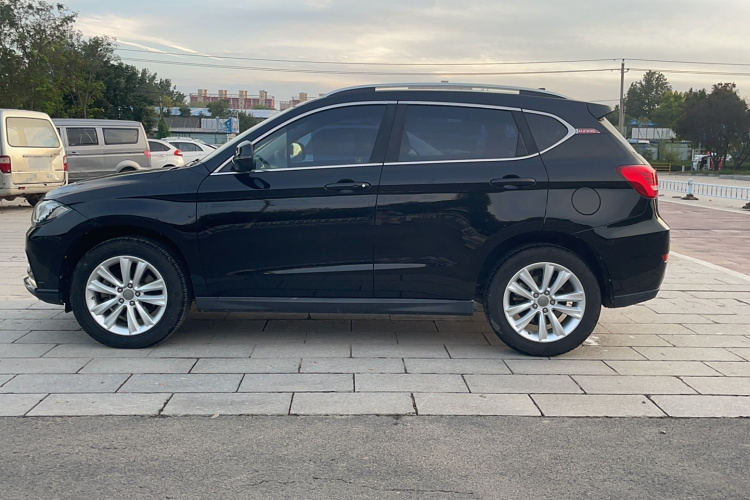 哈弗H2 2016款 红标 1.5T 自动两驱精英型车身外观6006