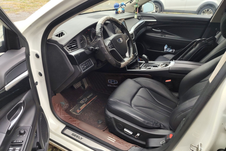 吉利汽车 博瑞 2016款 1.8T 舒适型中控内饰7003