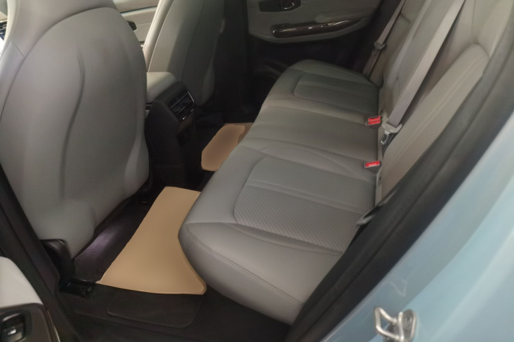 蔚来ES6 2020款 430KM 性能版中控内饰7004