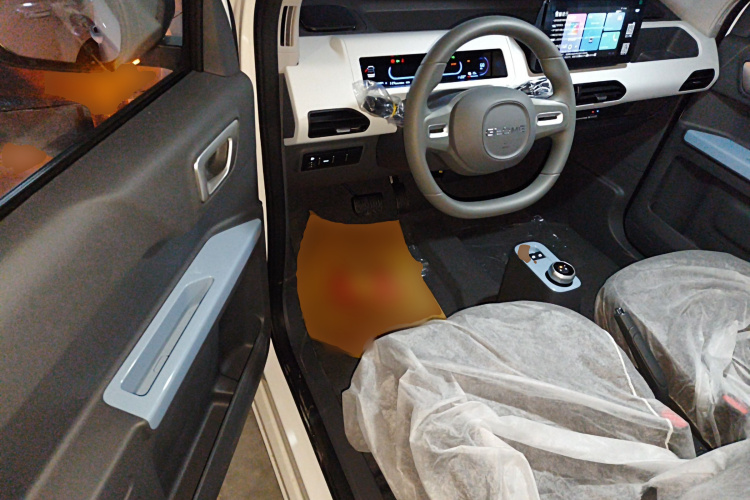 吉利银河 2024款 熊猫mini 200km 耐力熊中控内饰20