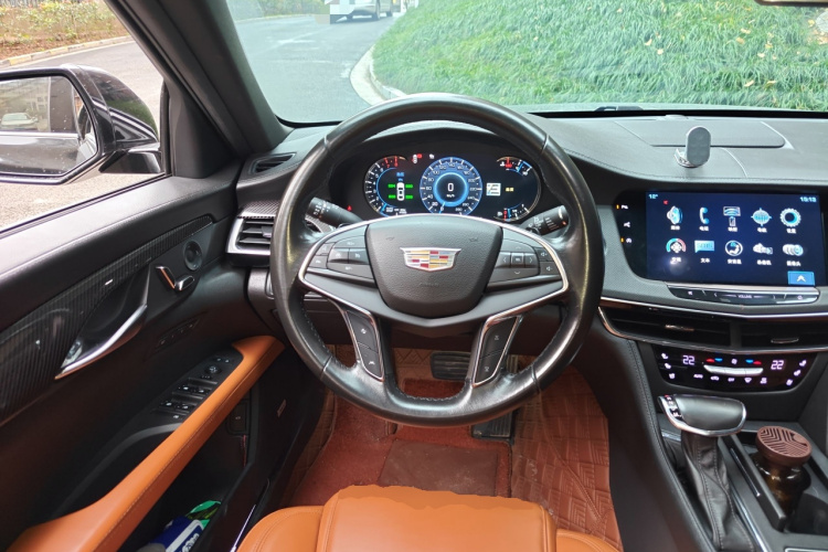 凯迪拉克CT6 2017款 28T 领先型中控内饰13