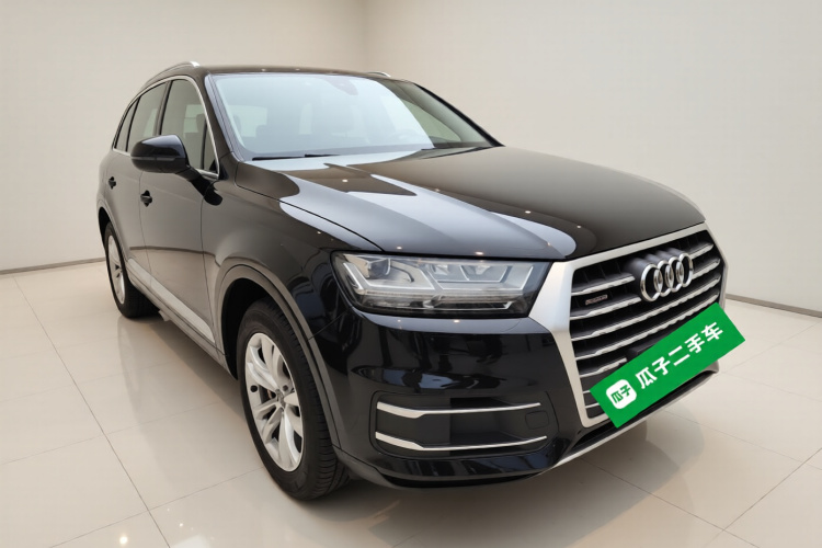 奥迪Q7 2016款 40 TFSI 舒适型车身外观3