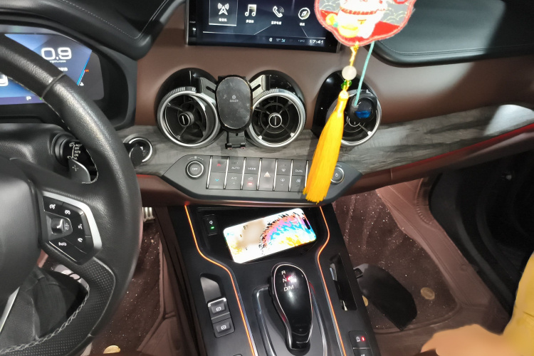 魏牌 VV7 2019款 升级款 2.0T 旗舰型 国V局部细节16