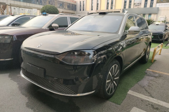 鸿蒙智行 问界M9 2024款 纯电 Ultra版 100kWh 5座版