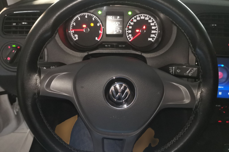 大众 Polo 2018款 1.5L 自动安驾型中控内饰13