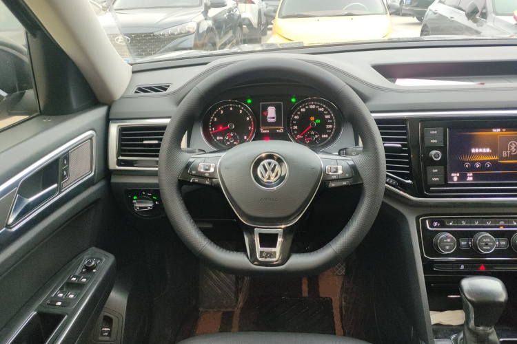 大众 途昂 2019款 330TSI 两驱豪华版 国VI中控内饰13