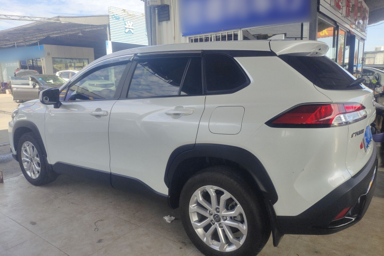 丰田 锋兰达 2023款 2.0L CVT精英版车身外观6003