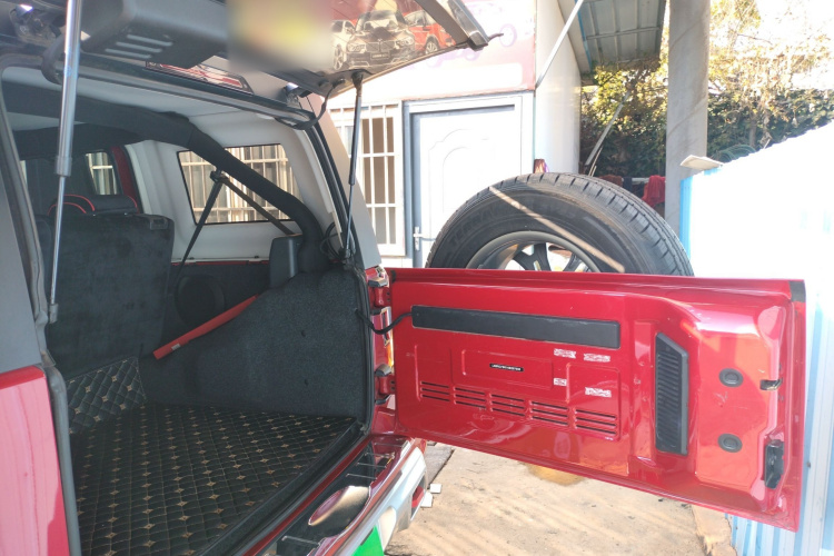 北京越野 北京BJ40 2019款 改款 2.0T 自动四驱城市猎人版尊享型 国V局部细节23