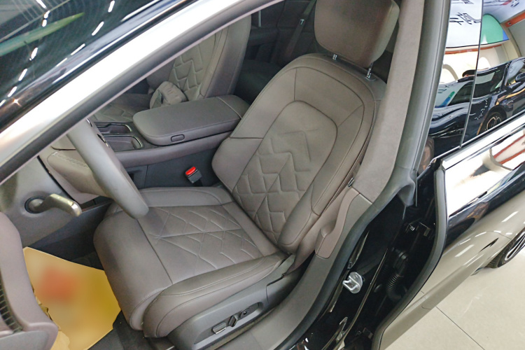 蔚来ET7 2024款 100kWh 行政签名版中控内饰19