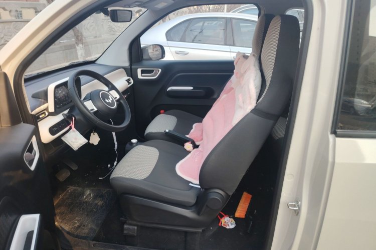 五菱汽车 宏光MINIEV 2024款 第三代 215km 青春版中控内饰21