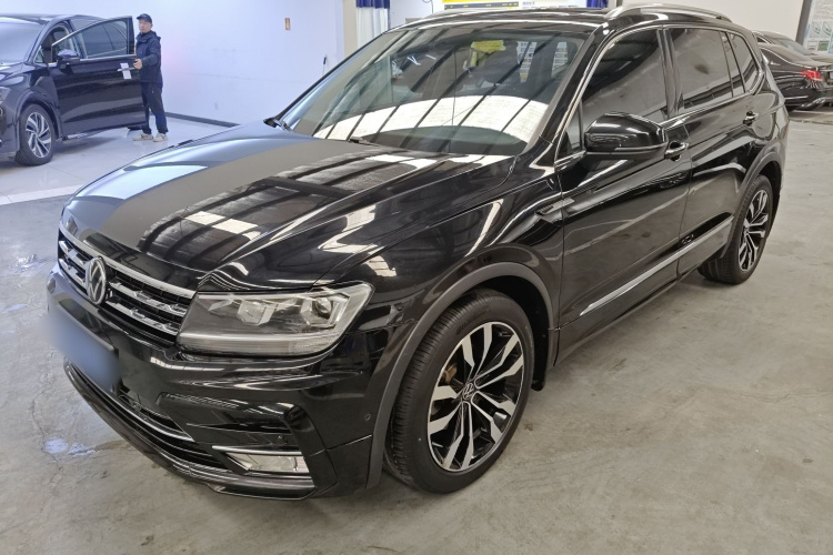 大众 途观L 2021款 330TSI 自动两驱R-Line越享版车身外观4