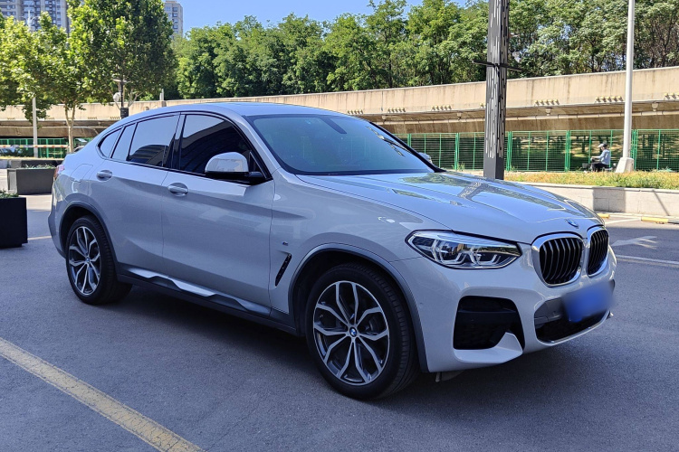 宝马X4 2020款 xDrive25i M越野套装车身外观6007