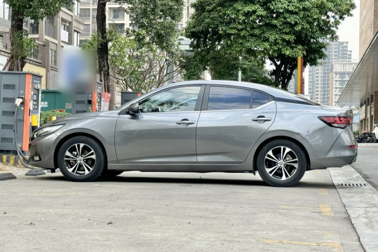 日产 轩逸 2021款 1.6L XL CVT智享版车身外观6009