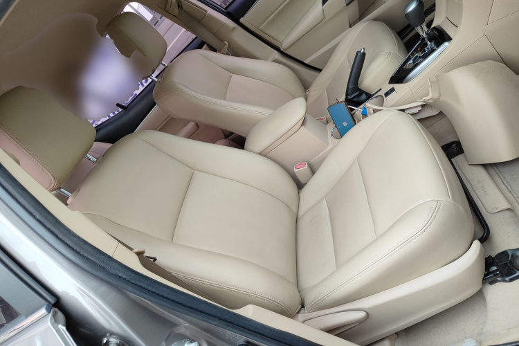 丰田 卡罗拉 2014款 1.6L CVT GL局部细节41