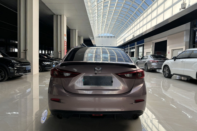 马自达3 昂克赛拉 2017款 三厢 1.5L 自动豪华型 国V车身外观6005