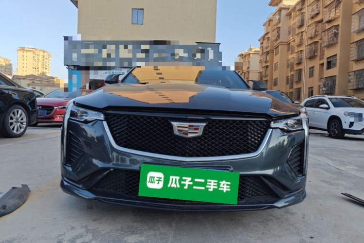 凯迪拉克CT4 2020款 28T 时尚型车身外观2