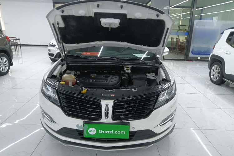 林肯MKC 2017款 2.0T 四驱尊雅版机舱底盘24