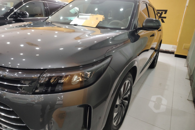 鸿蒙智行 问界M7 2024款 1.5T 后驱Plus版 5座车身外观4