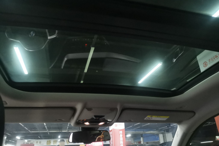 宝马2系(进口) 2021款 225i 四门轿跑车 M运动套装中控内饰22