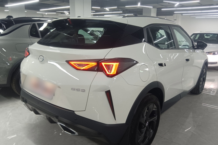 广汽传祺 传祺GS3 2023款 影速 270T 劲享版车身外观7